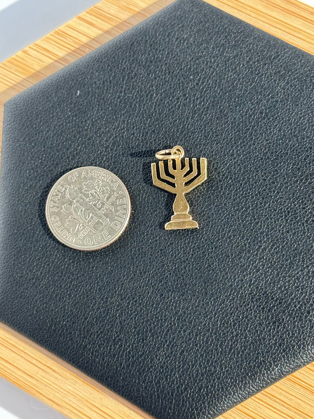 Vintage 14K Gold Menorah Charm Pendant Judaica Jewish Jewelry