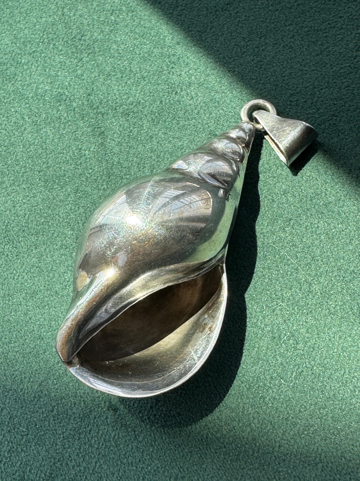 Vintage Sterling Silver Conch Shell Pendant and Earring Set Mermaid Life In Two Matching Pieces
