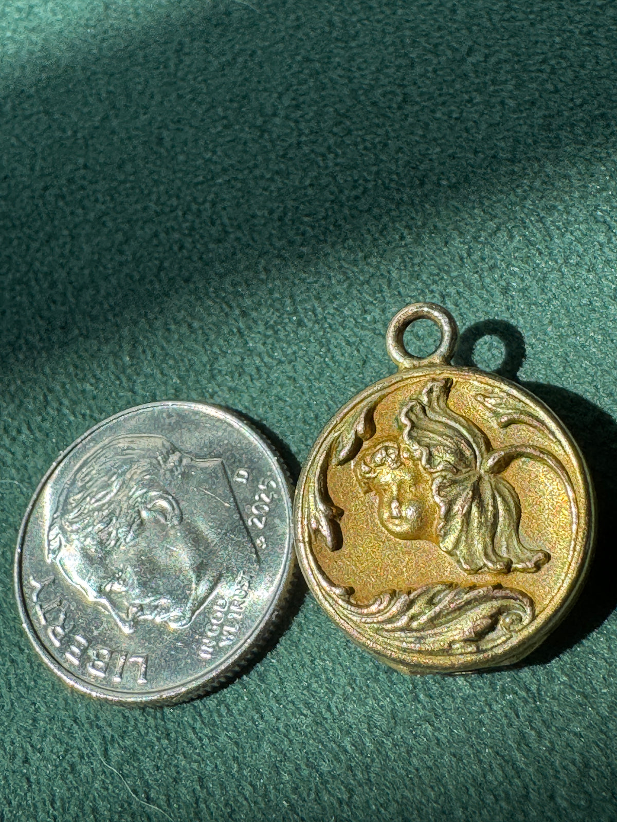 Vintage Early 1900s Art Nouveau Gold Filled Locket Flower Face Original Photo