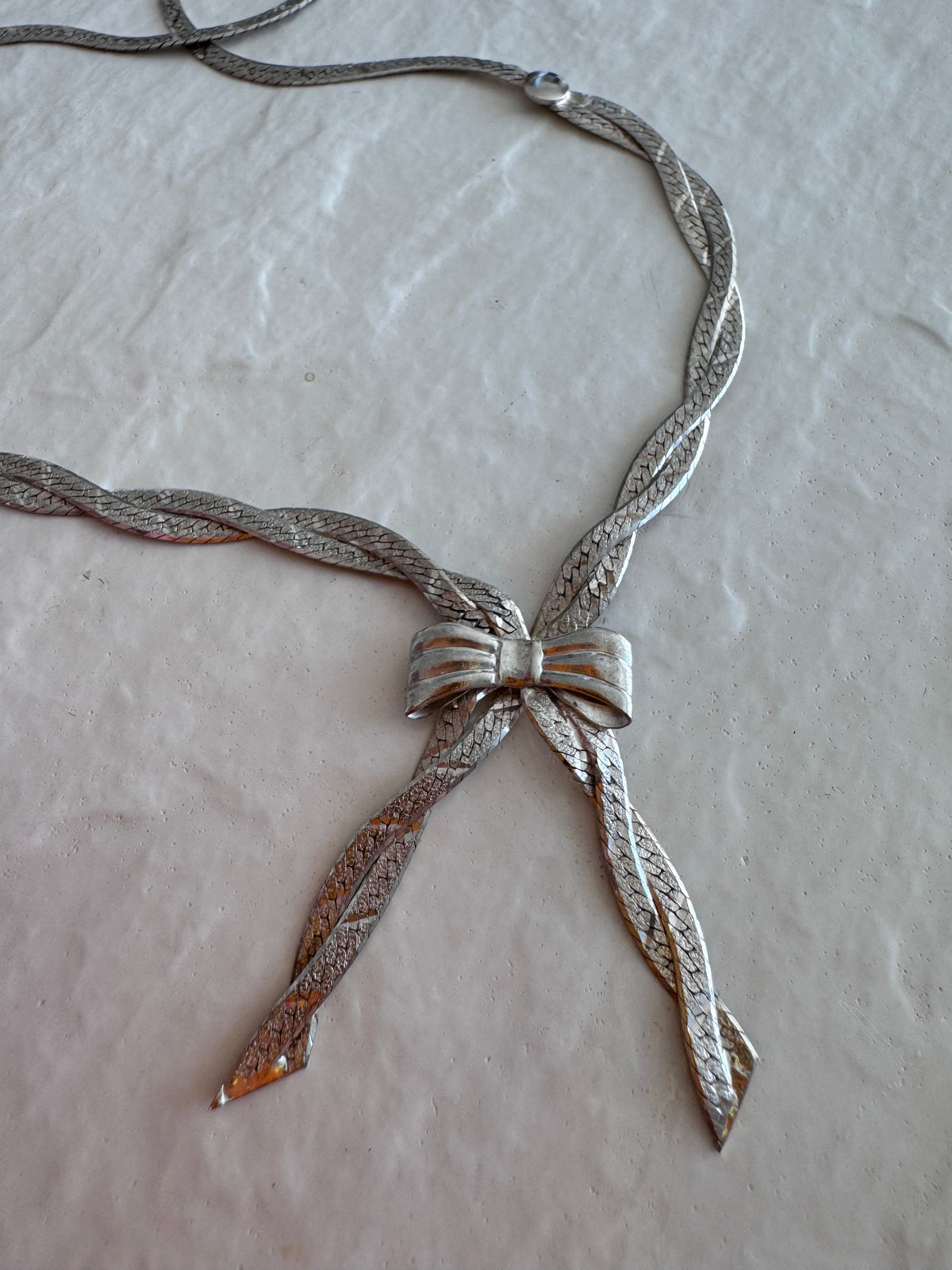Vintage Sterling Silver Herringbone Chain Bow Necklace 18 Inches