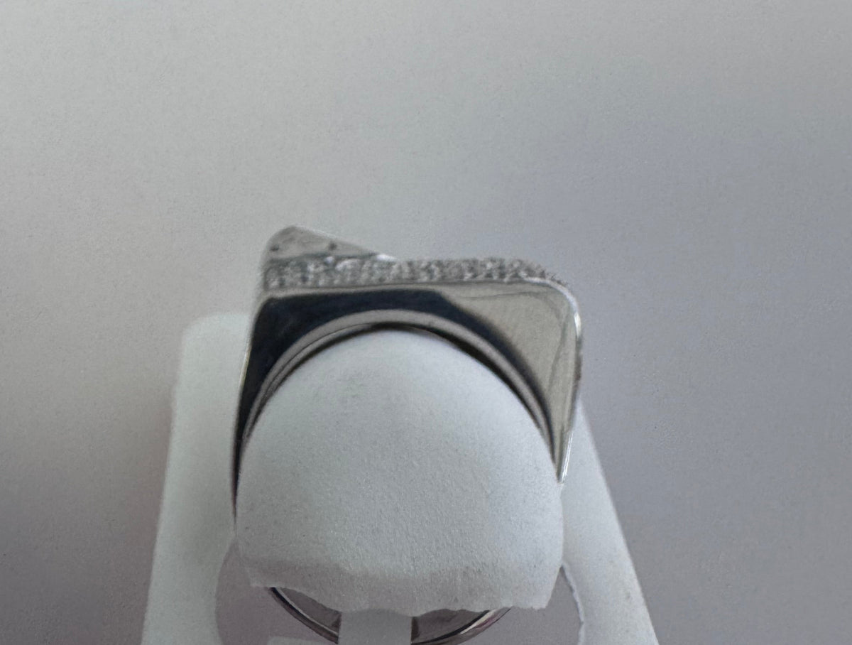 18K White Gold Geometric Vintage Ring
