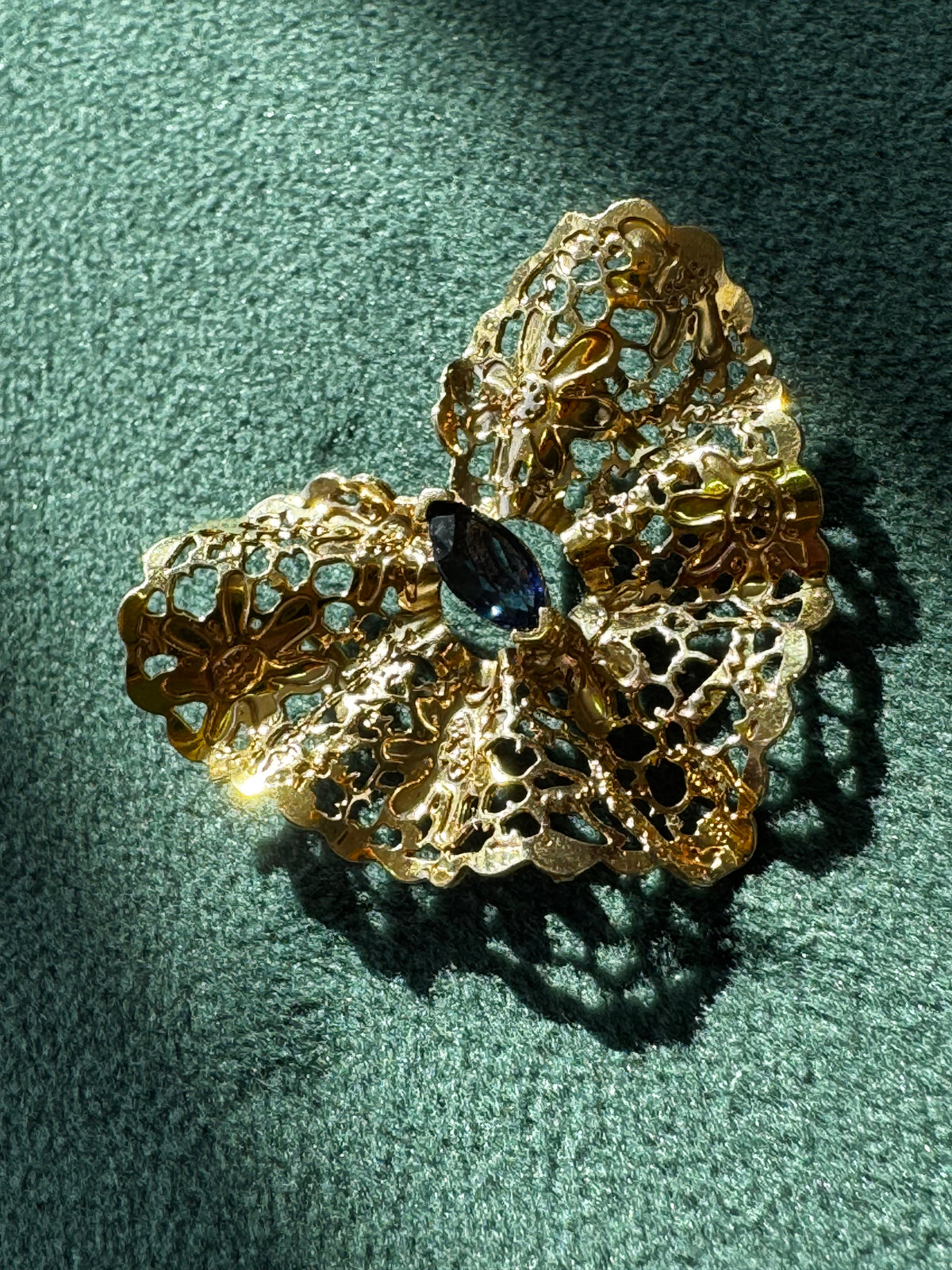 Vintage 1980s 14K Gold Sapphire Heart Slide Pendant - Pierced Filigree Design
