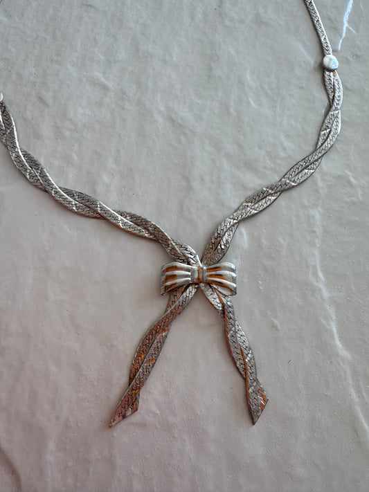 Vintage Sterling Silver Herringbone Chain Bow Necklace 18 Inches