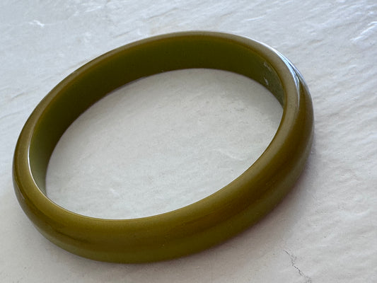 Vintage Bakelite Bangle Bracelet Olive Green Chunky Wide Band Art Deco Style