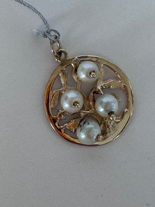 Vintage 14K gold Tree of Life pendant with four pearls set in openwork branches, estate jewelry