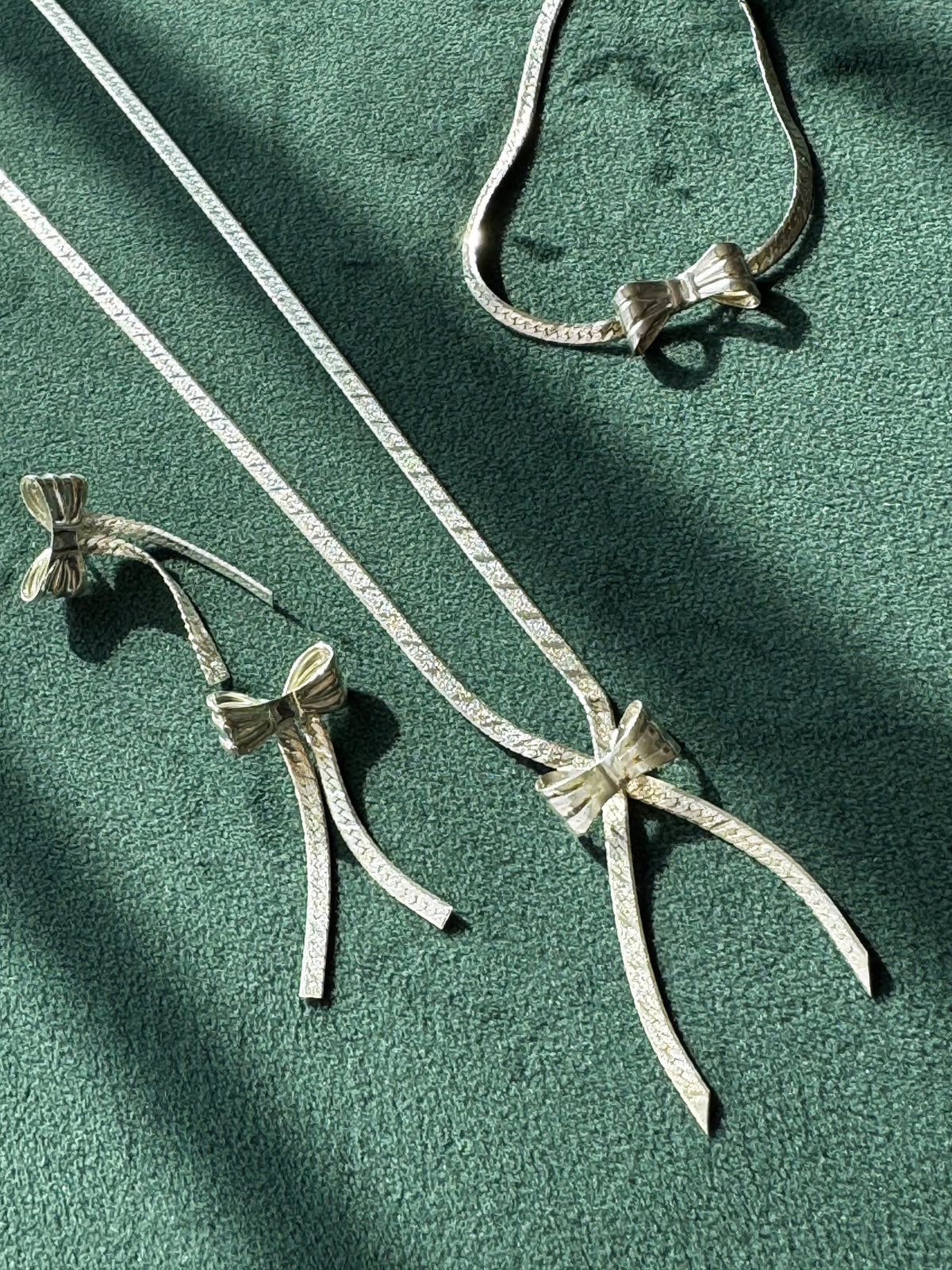 Vintage Italian Sterling Silver Bow Necklace and Bracelet Set Textured Chain