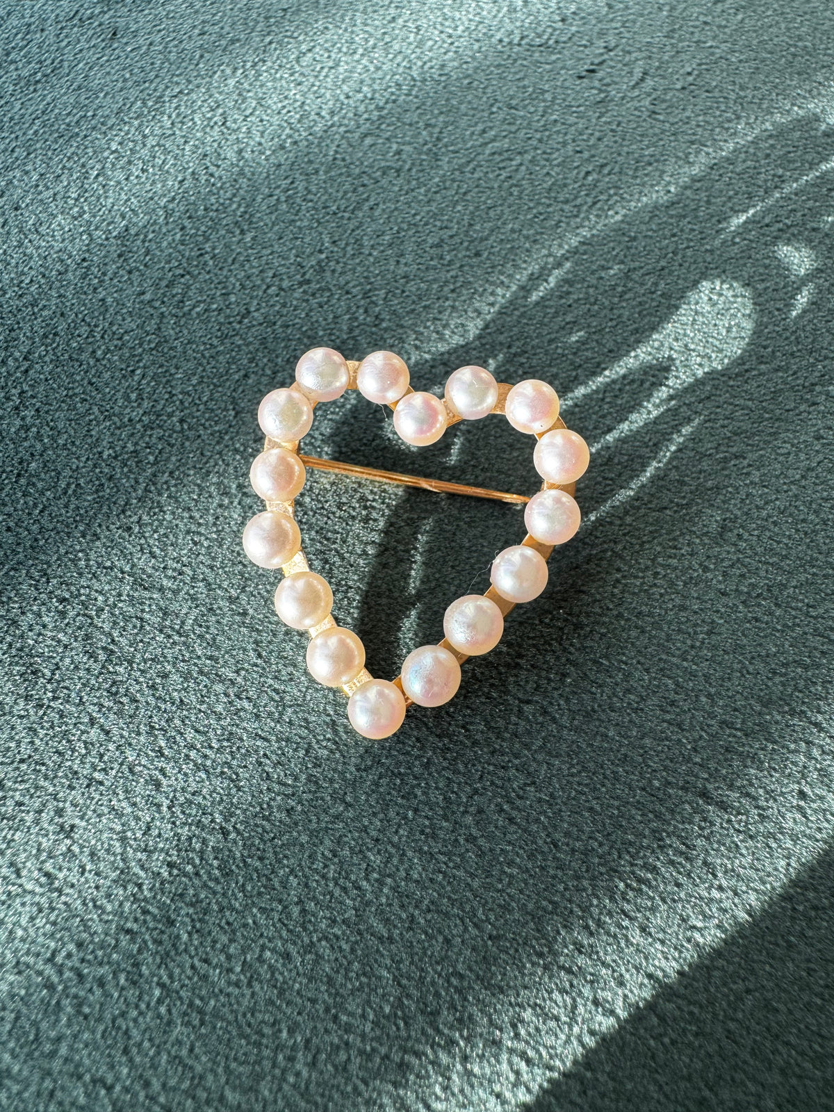 Vintage 14K Gold Cultured Pearl Heart Brooch