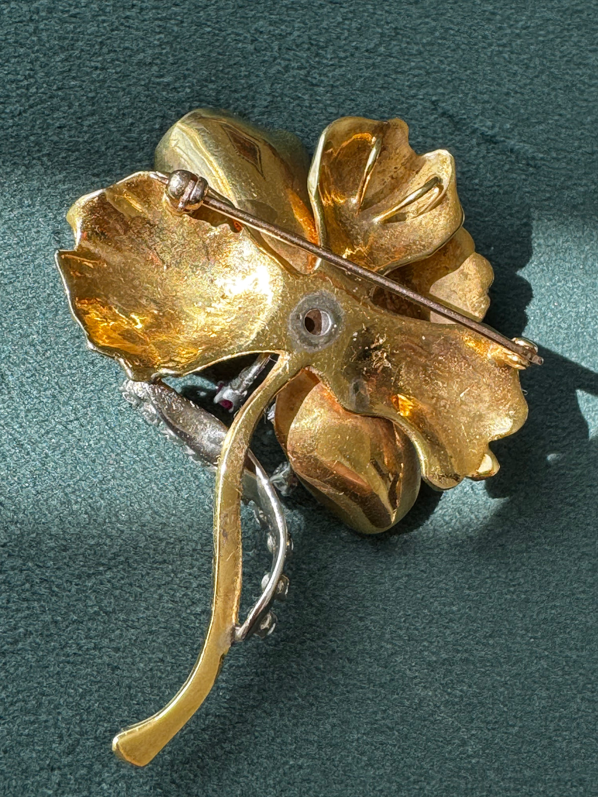 1950s 18K Gold Ruby Diamond Flower Brooch Pendant