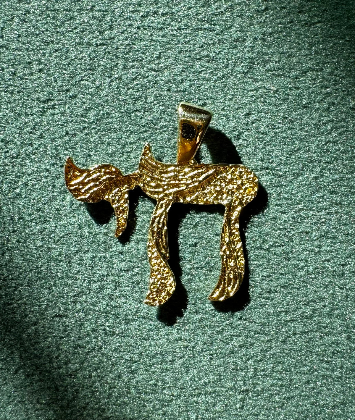 Vintage 14K Yellow Gold Textured Chai Pendant — Jewish Symbol of Life — Handmade