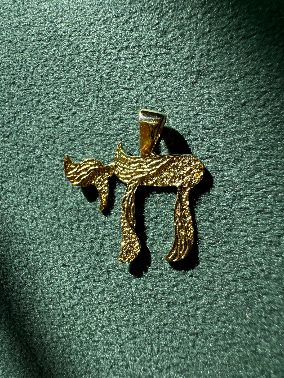Vintage 14K Yellow Gold Textured Chai Pendant — Jewish Symbol of Life — Handmade