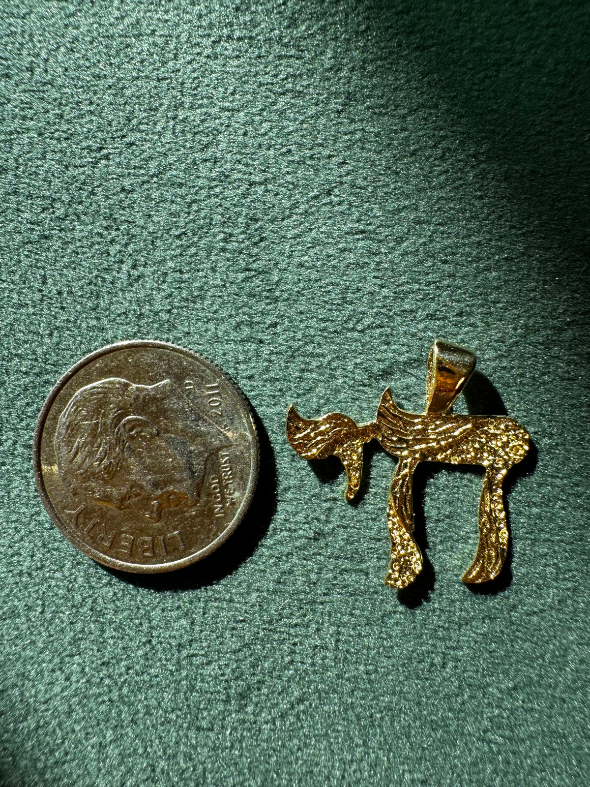 Vintage 14K Yellow Gold Textured Chai Pendant — Jewish Symbol of Life — Handmade