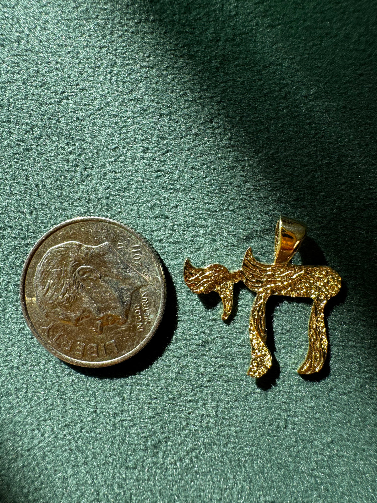 Vintage 14K Yellow Gold Textured Chai Pendant — Jewish Symbol of Life — Handmade