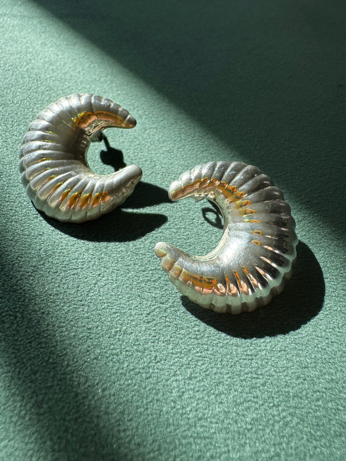 Vintage Taxco Mexico Sterling Silver Ram Horn Scroll Earrings Y2K Bold Sculptural Modernist Post