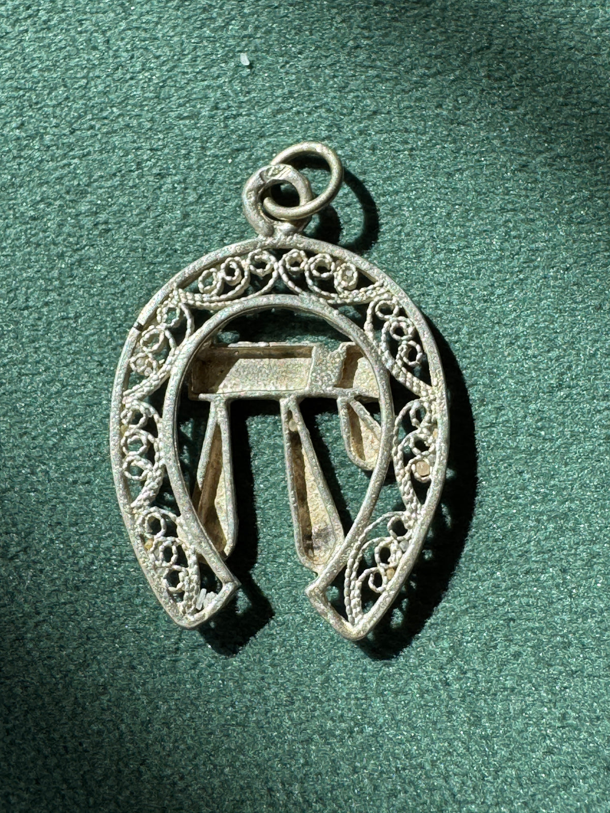 Vintage Sterling Silver Filigree Horseshoe Chai Pendant Good Luck & Life Symbol Judaica Necklace