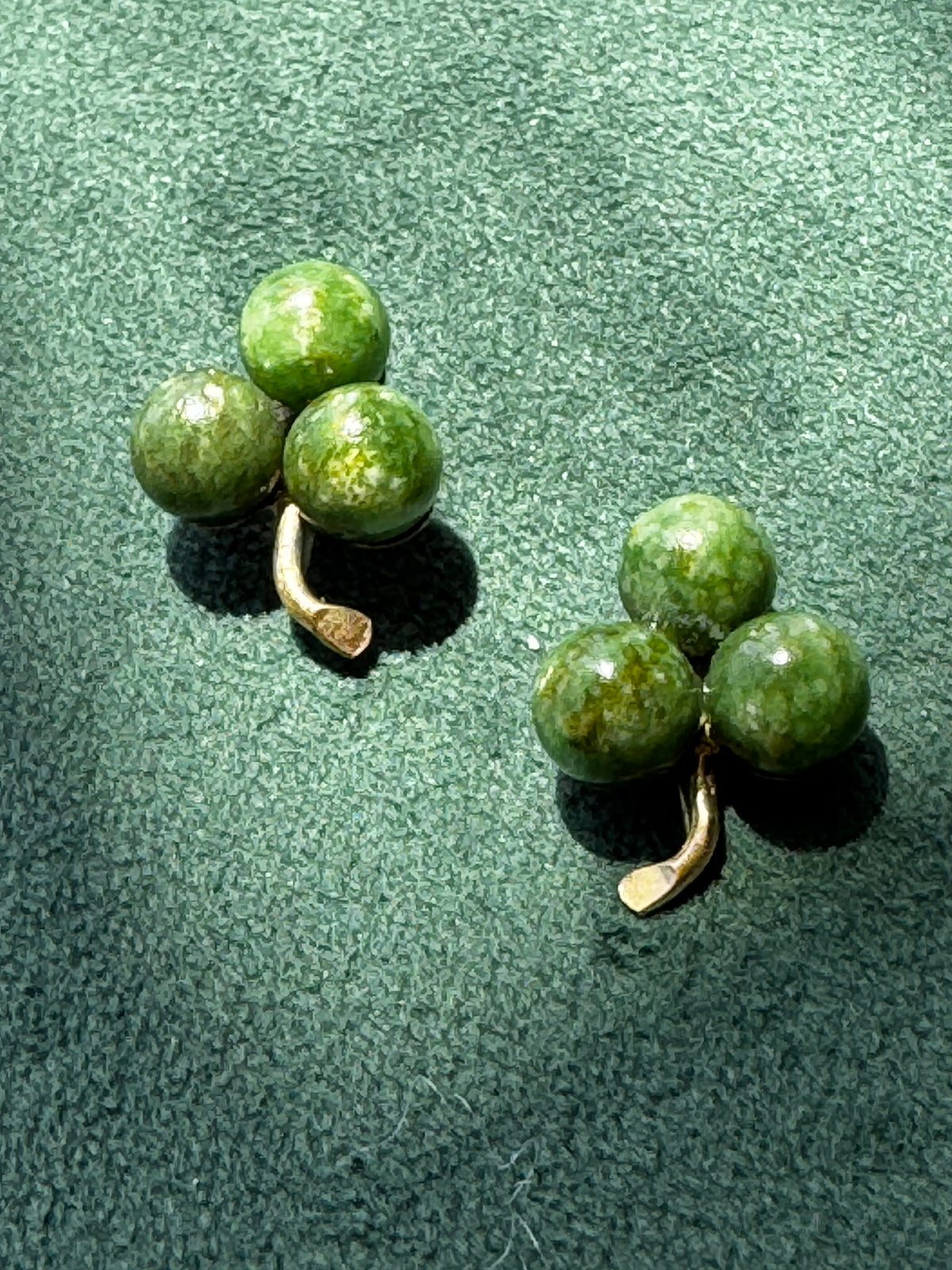 Vintage 14K Gold Connemara Marble Trefoil Clover Stud Earrings Irish Gemstone Shamrock Cabochon