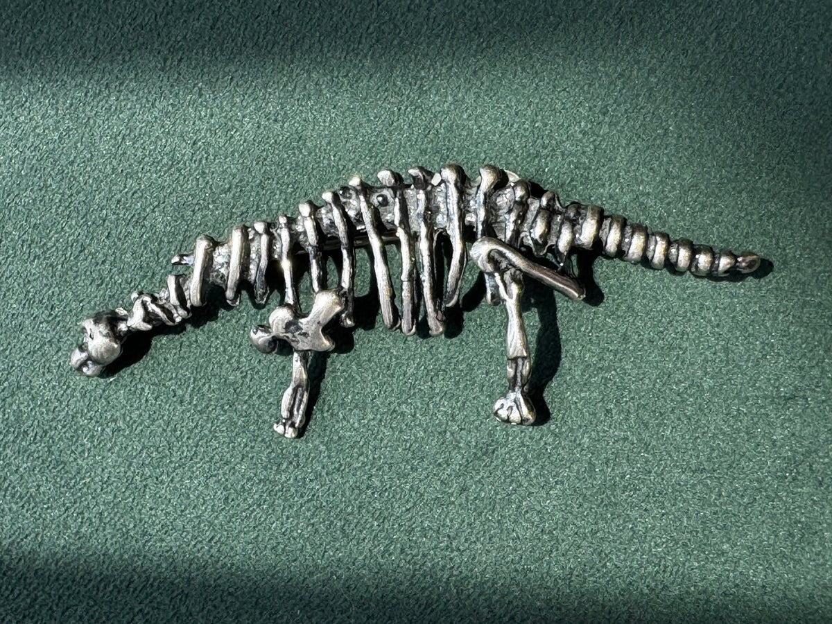 Vintage Taxco Mexico Sterling Silver Brontosaurus Dinosaur Skeleton Brooch Pin Bones! TM-161