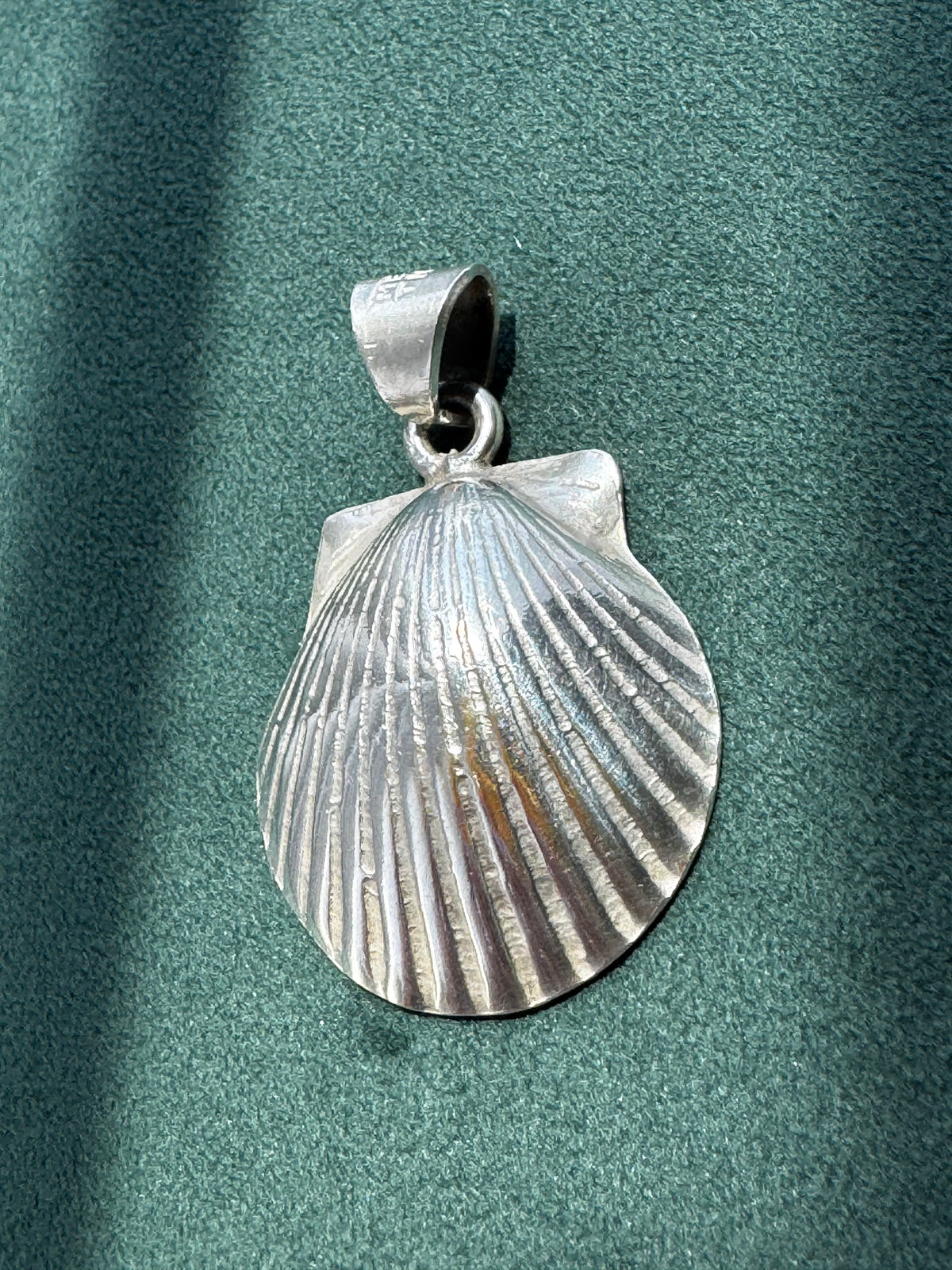Vintage Mexico Sterling Silver Scallop Shell Pendant TN-49 Mermaid Life Ocean Statement