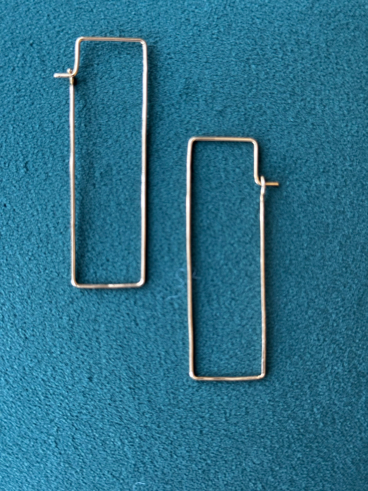 Modernist 18K Gold Rectangle Wire Hoop Earrings Long Lean Lines That Do All the Talking