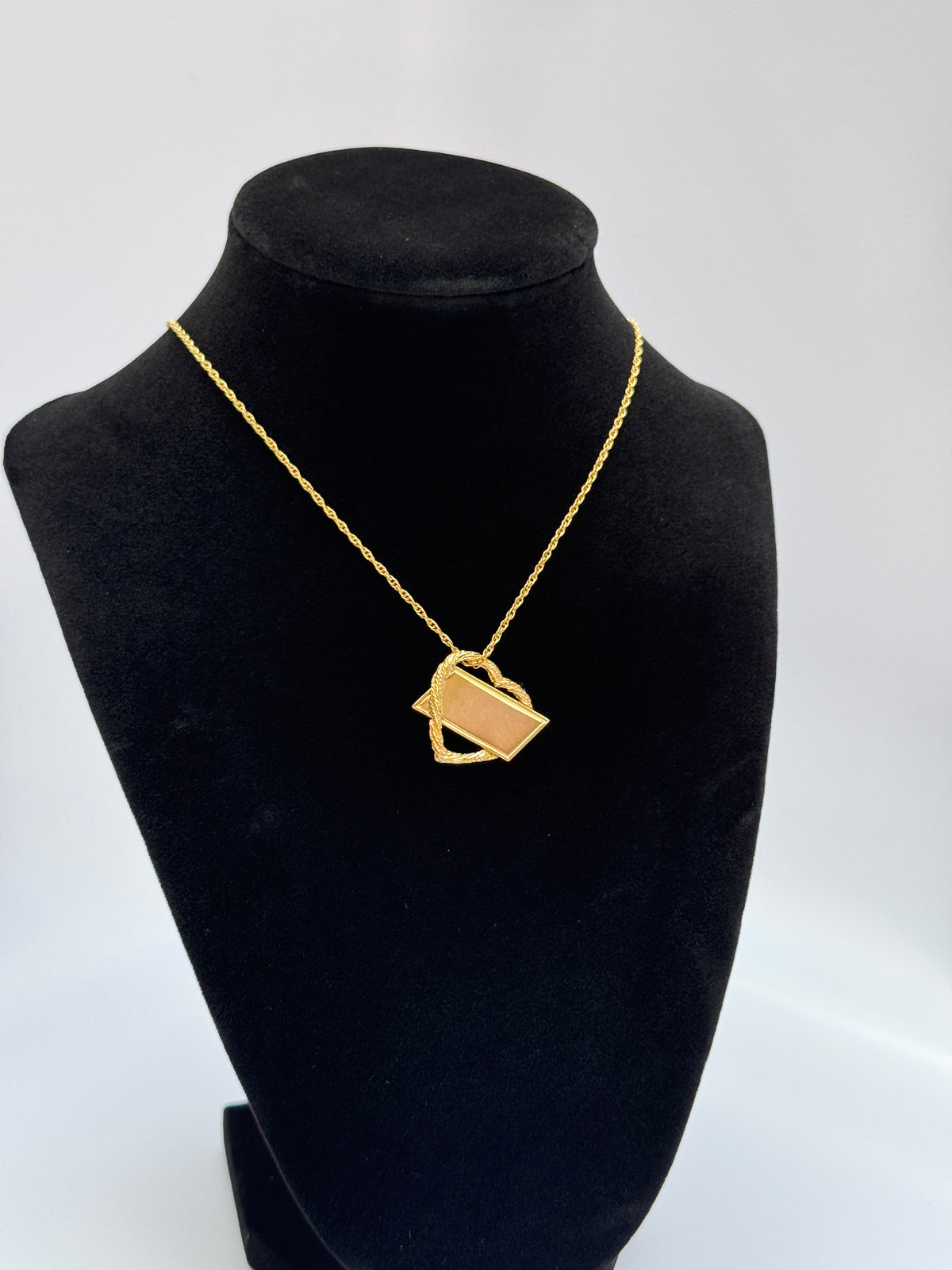 Vintage 14k gold heart-shaped rope chain pendant with gold cartouche, converted from brooch, 4.95 grams estate jewelry