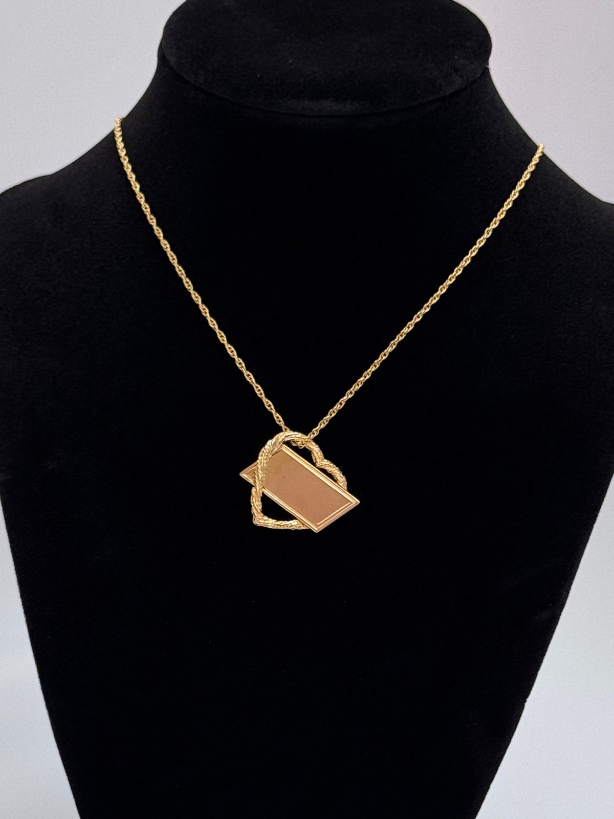 Vintage 14k gold heart-shaped rope chain pendant with gold cartouche, converted from brooch, 4.95 grams estate jewelry