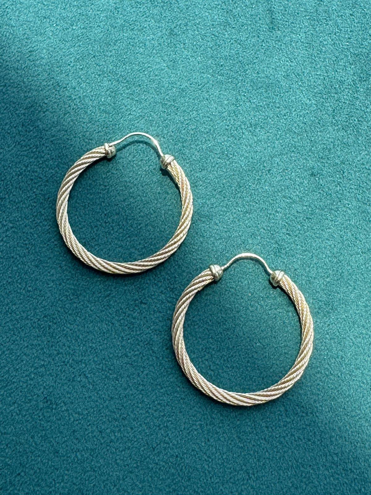 14K Gold Twisted Cable Rope Hoop Earrings 2 Inch Ball Point Latch 5.4g