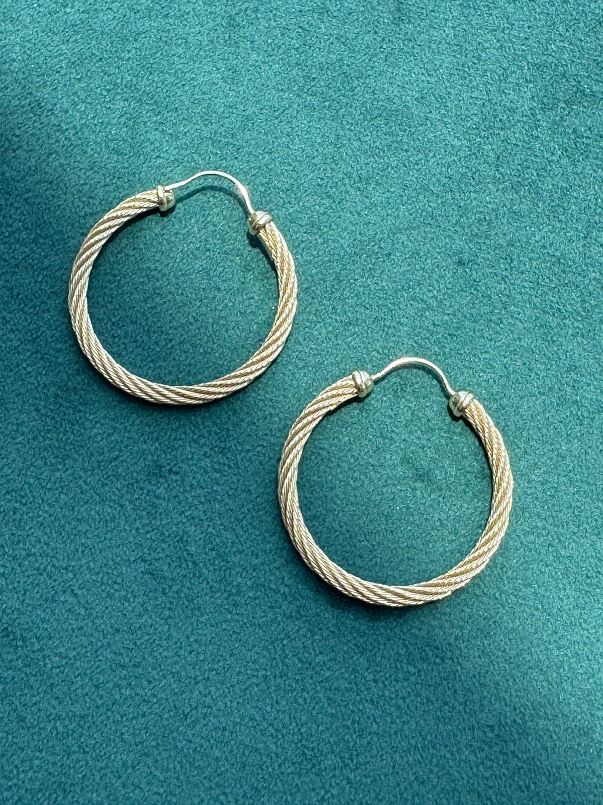 14K Gold Twisted Cable Rope Hoop Earrings 2 Inch Ball Point Latch 5.4g
