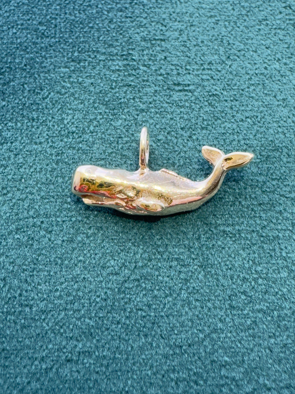Vintage 14K Yellow Gold Figural Sperm Whale Cetacean Pendant Ocean Nautical Mermaid Life