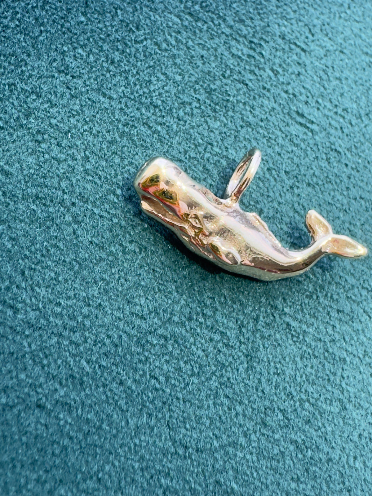 Vintage 14K Yellow Gold Figural Sperm Whale Cetacean Pendant Ocean Nautical Mermaid Life