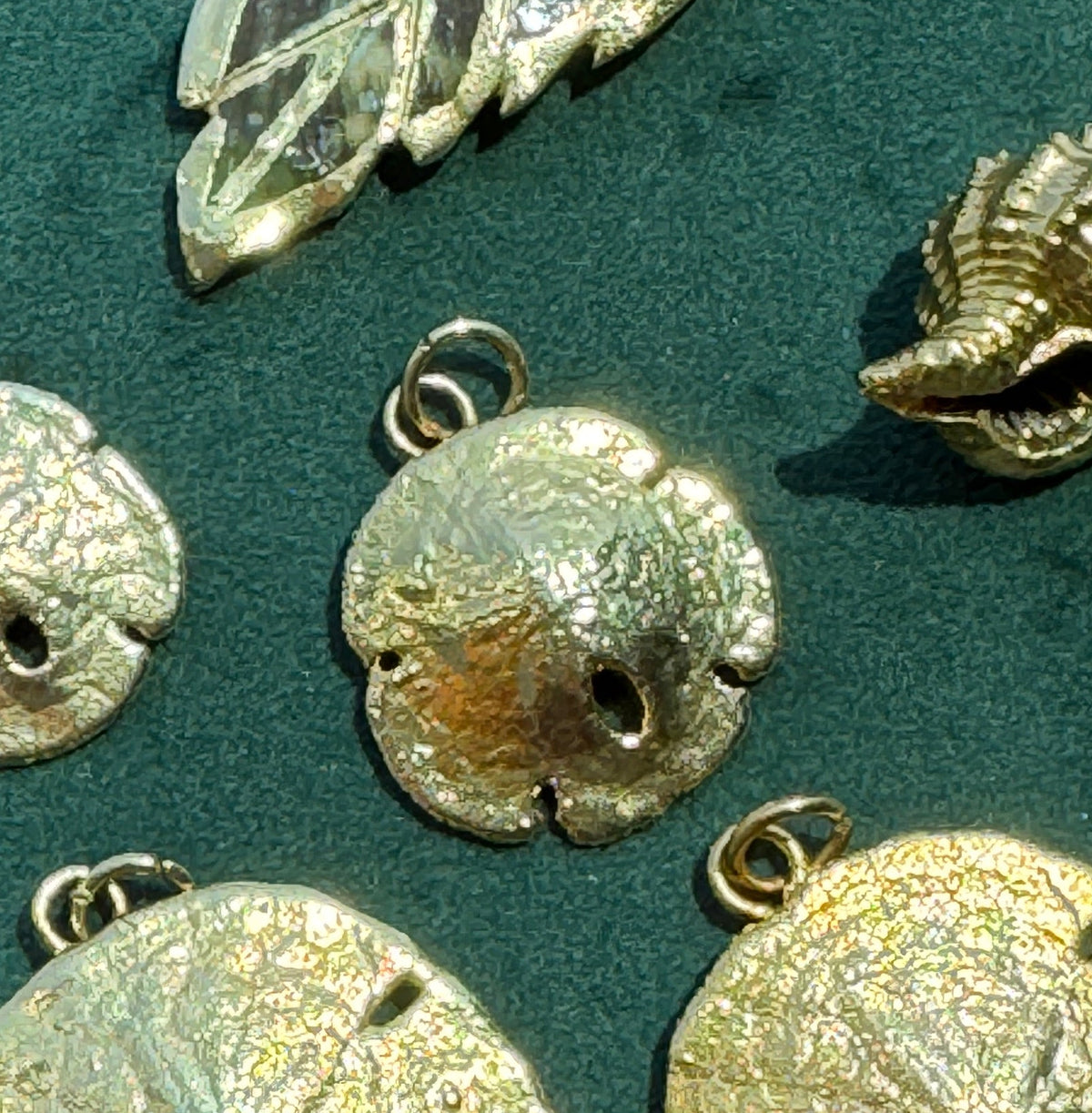 Vintage 24K Gold Dipped Real Sand Dollar Pendant Mermaid Life Beach Jewelry Size 3