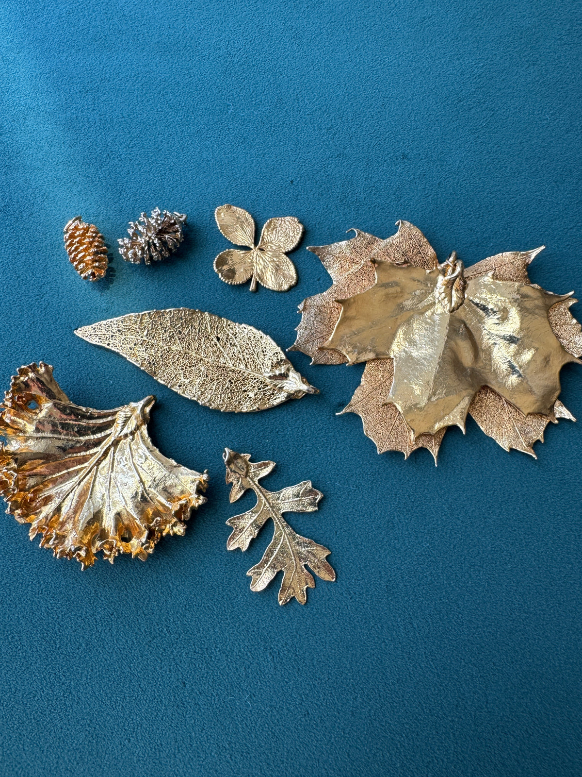Vintage 1970s Genuine Gold Dipped Oak Leaf Pendant Real Botanical Specimen