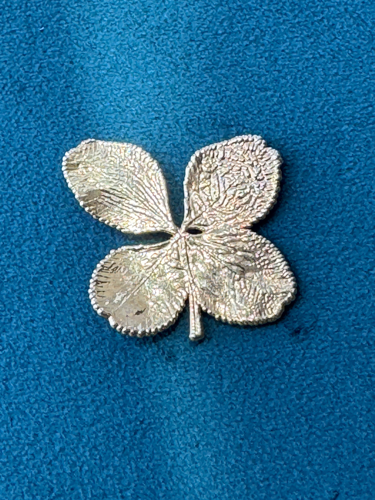 Vintage 1970s Genuine Gold Dipped Four Leaf Clover Pendant Real Lucky Botanical Specimen
