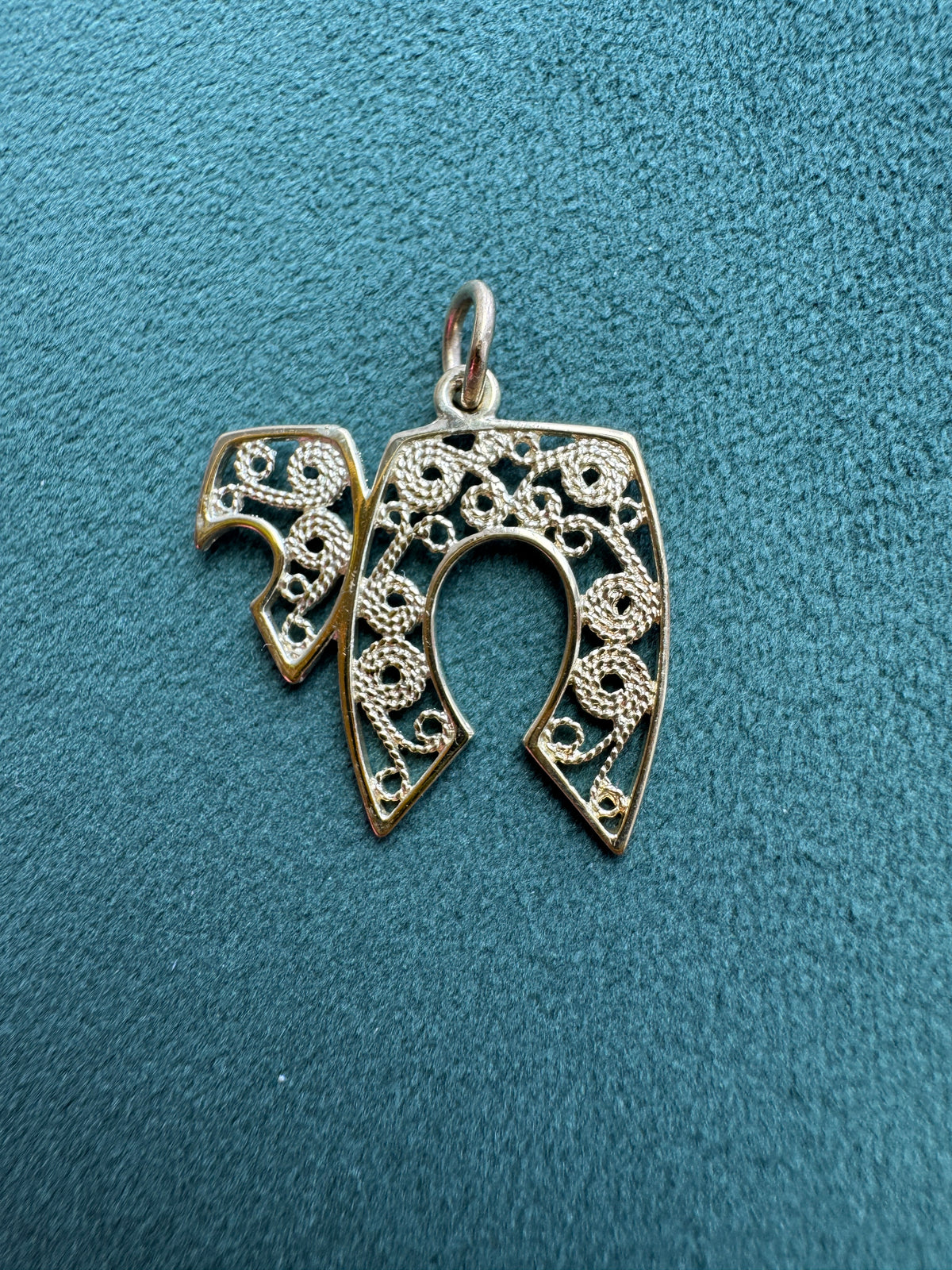 Vintage 14K Gold Chai Pendant, Judaica Filigree Scrollwork Charm