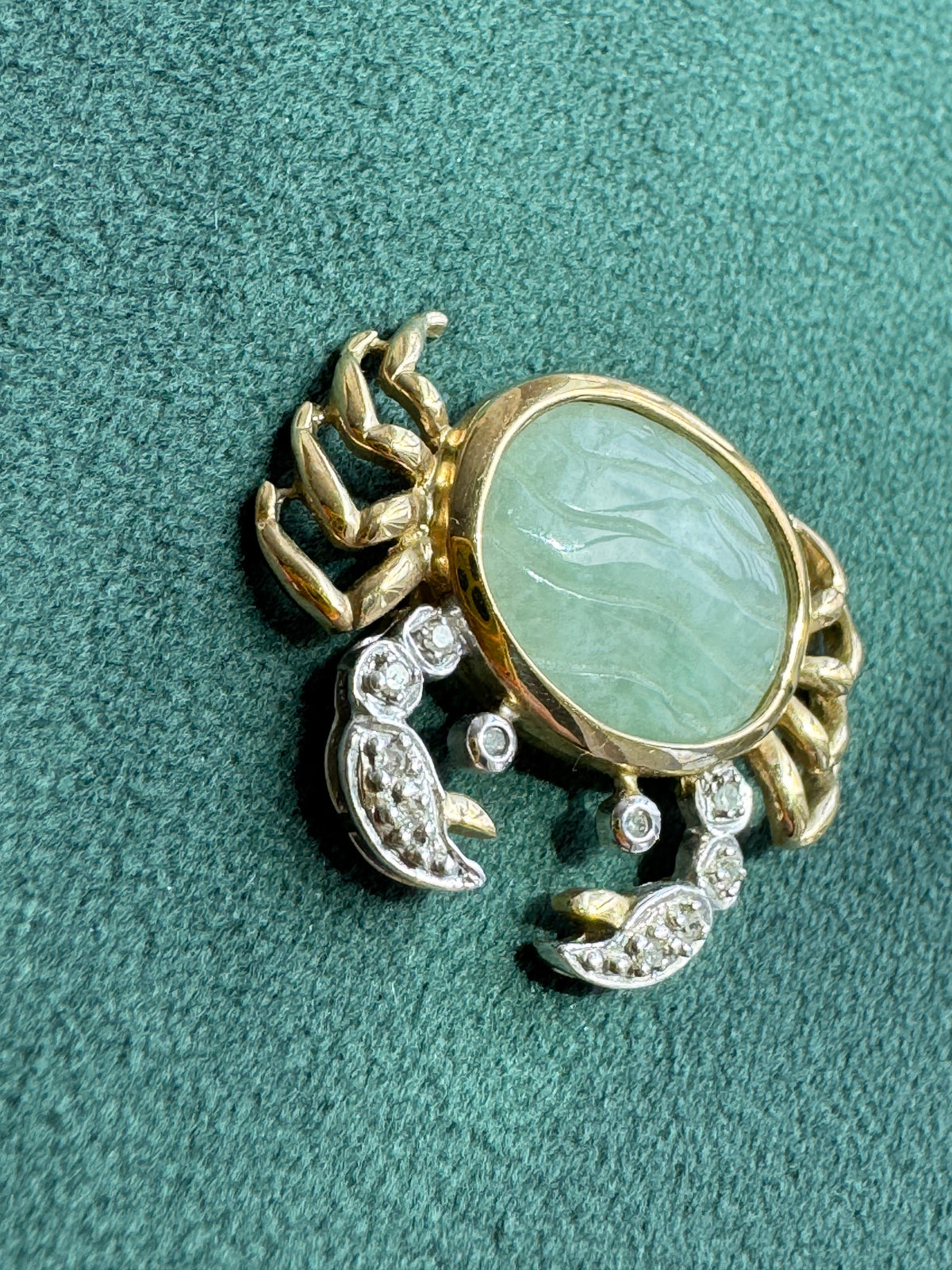 Vintage Heng Ngai 10K Gold Crab Pendant, Jade Cabochon with Diamond Accents