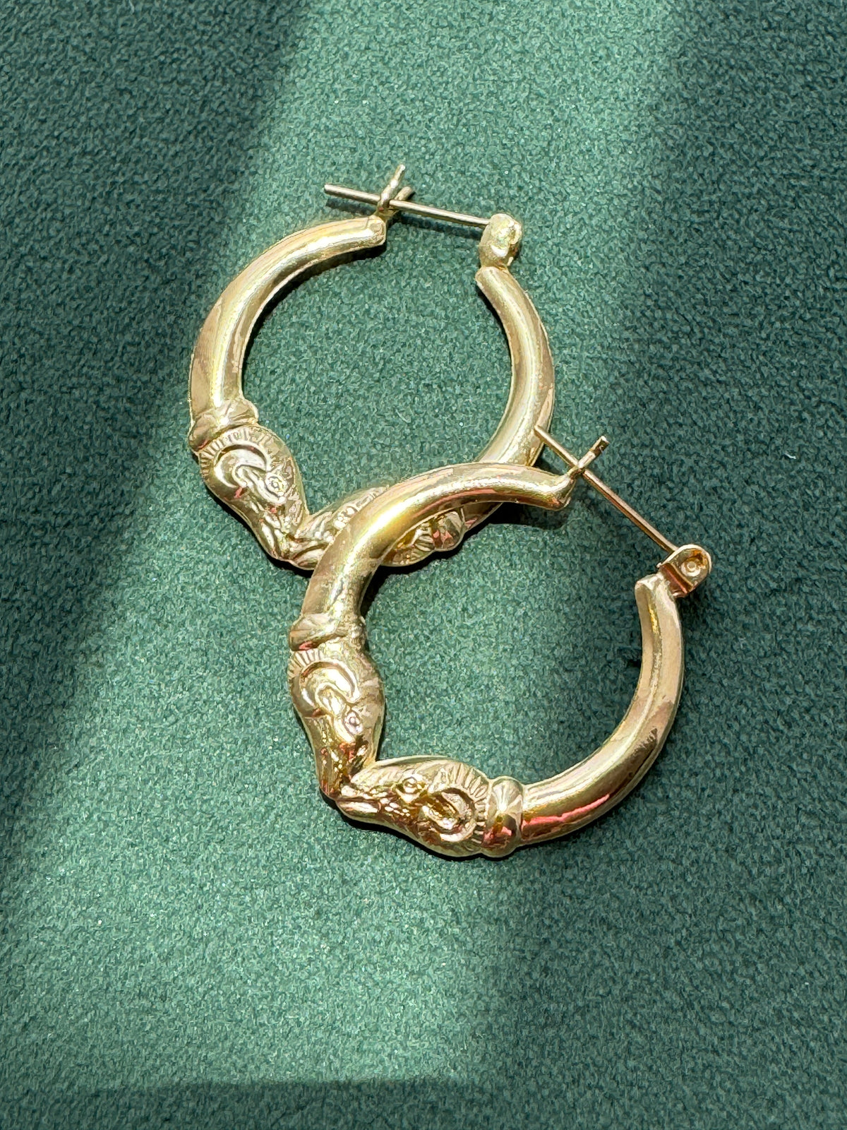 Vintage 10K Gold Kissing Rams Hoop Earrings