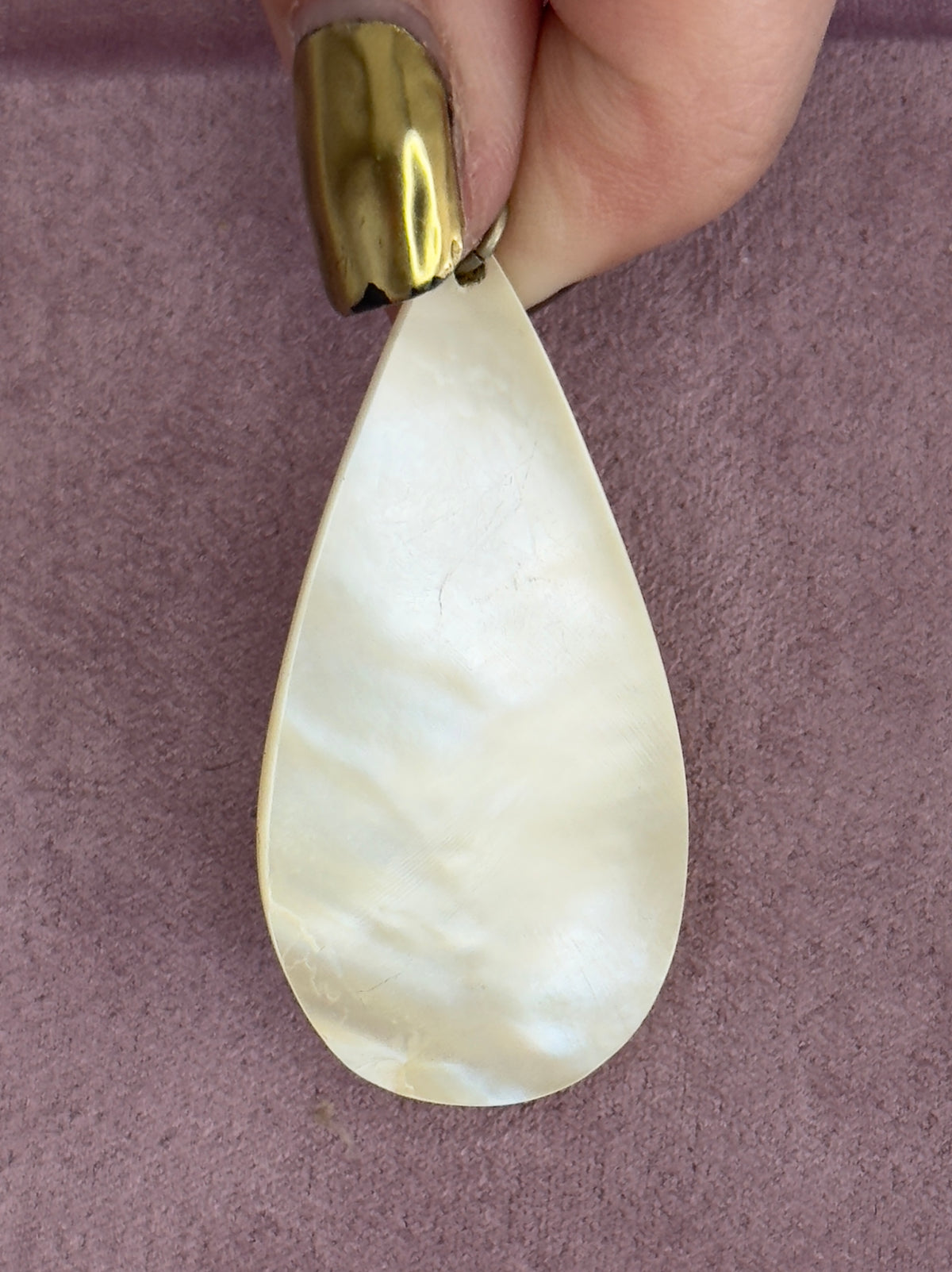 Vintage Large Mother of Pearl Teardrop Pendant - Hawaii