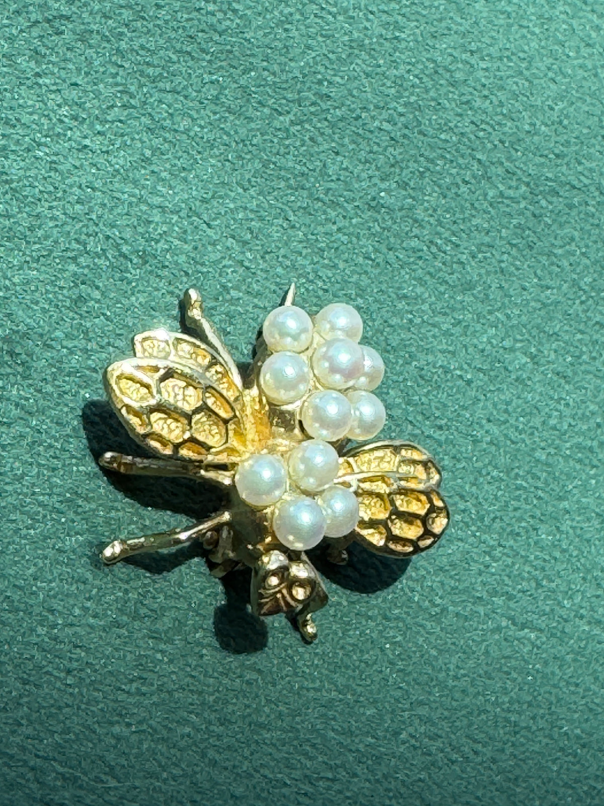 Vintage 14K Gold Seed Pearl Bee Brooch