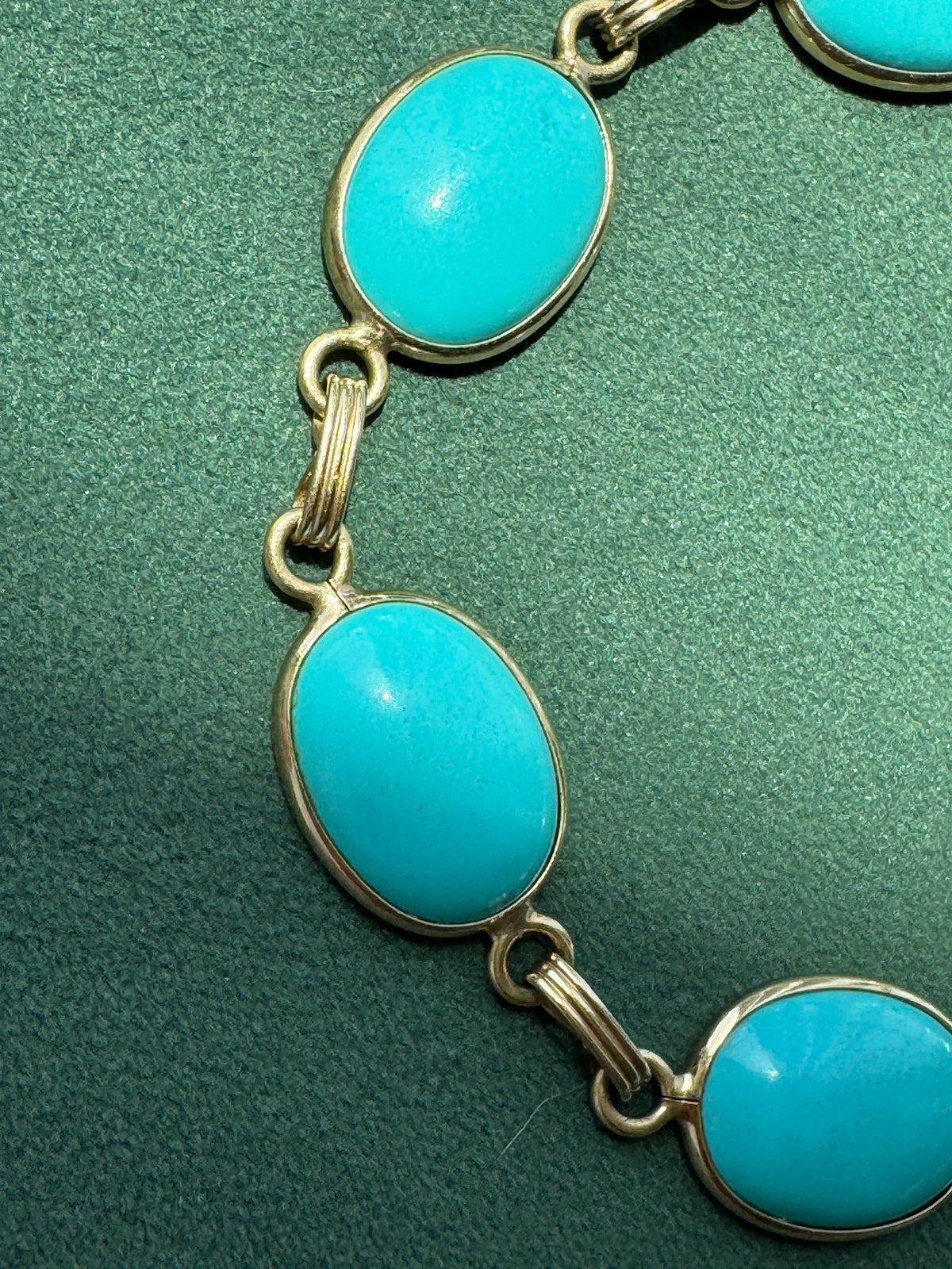 Vintage 14K Gold Turquoise Cabochon Link Bracelet Six Stones That Do Not Do Subtle