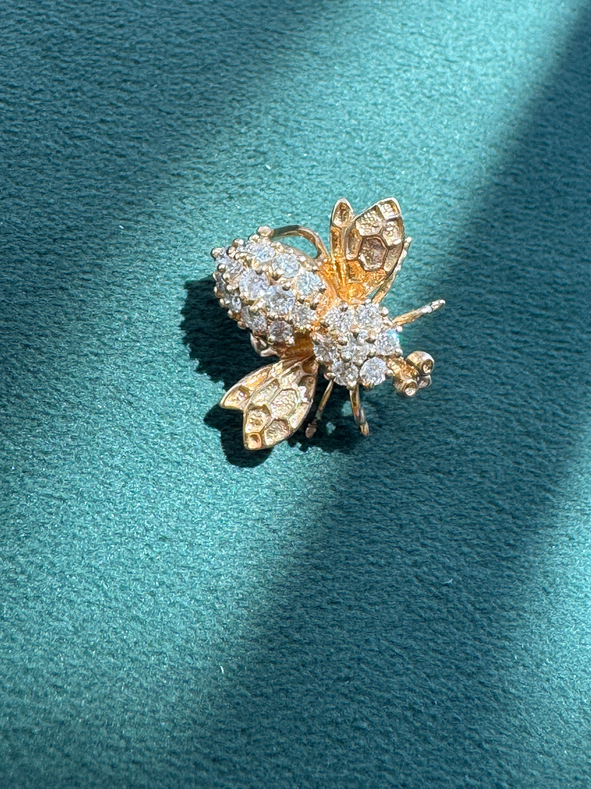 Vintage 14K Yellow Gold Bumble Bee Charm Pendant Also Wears As A Brooch