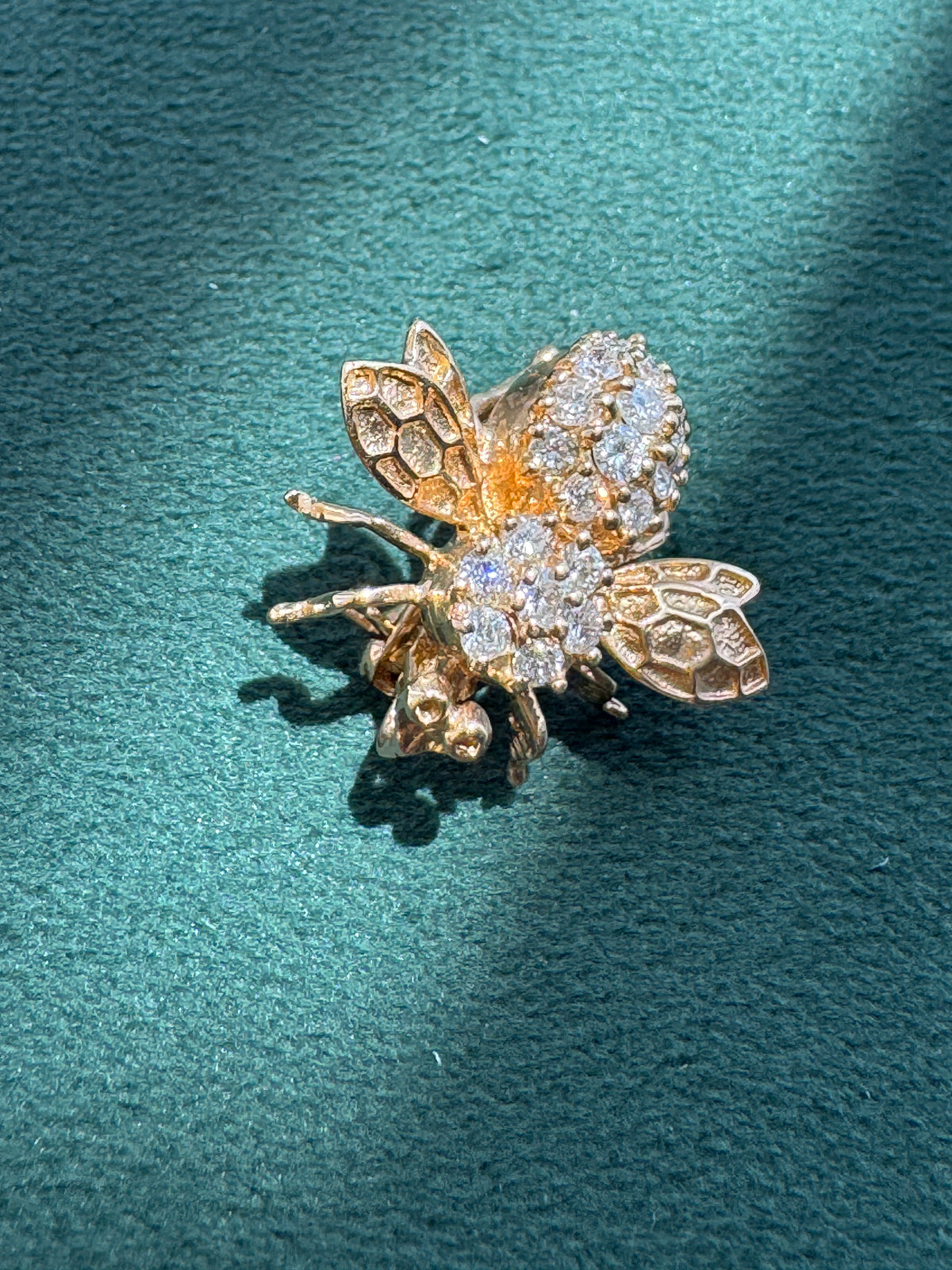 Vintage 14K Yellow Gold Bumble Bee Charm Pendant Also Wears As A Brooch