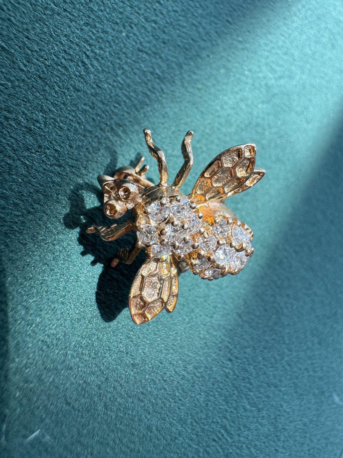 Vintage 14K Yellow Gold Bumble Bee Charm Pendant Also Wears As A Brooch