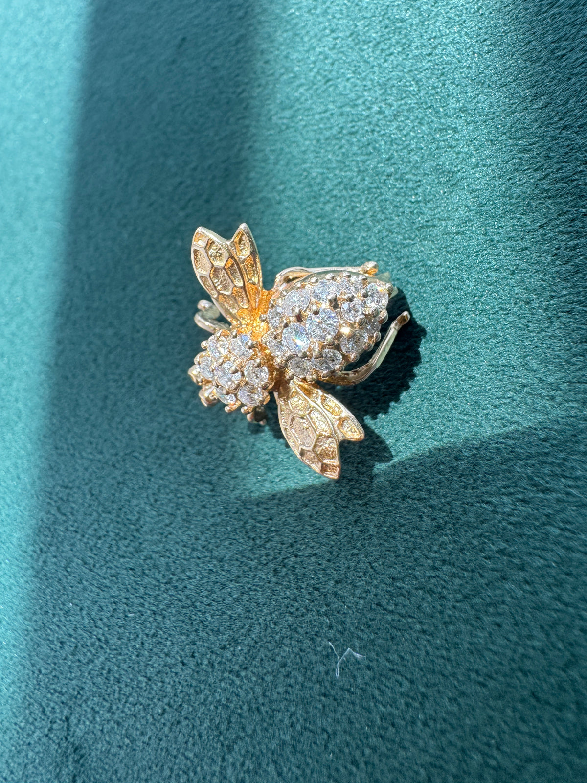 Vintage 14K Yellow Gold Bumble Bee Charm Pendant Also Wears As A Brooch