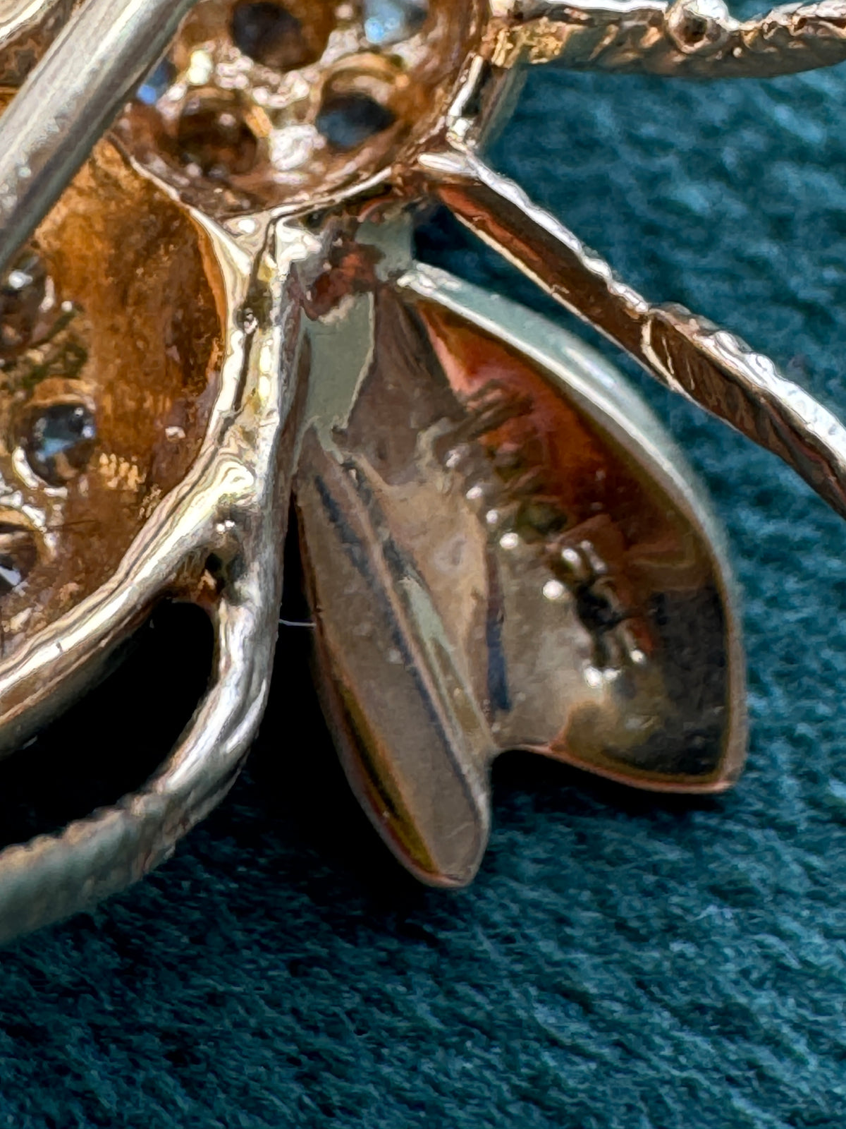 Vintage 14K Yellow Gold Bumble Bee Charm Pendant Also Wears As A Brooch