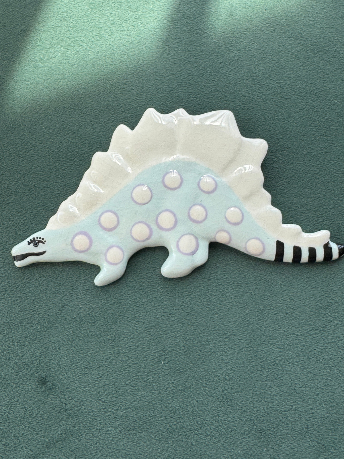 Vintage Ruby Z Ceramic Stegosaurus Brooch Signed Candace Loheed Large Dinosaur Pin
