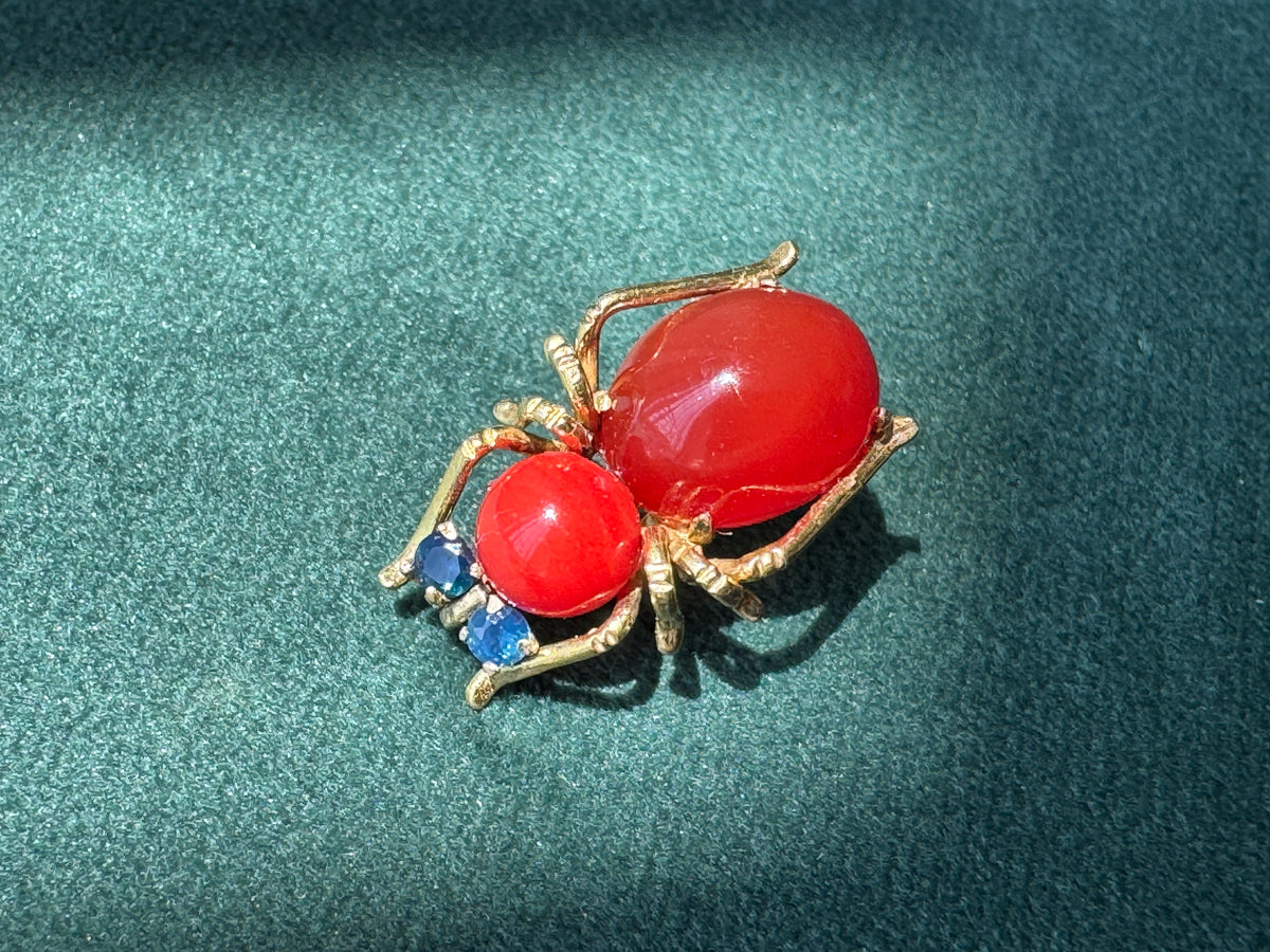 Vintage Victorian 14K Gold Figural Spider Brooch Sapphire Accents C Clasp