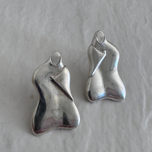 Estate vintage 1970s GETCO Inc sterling silver modernist female figure goddess drop earrings stylized design