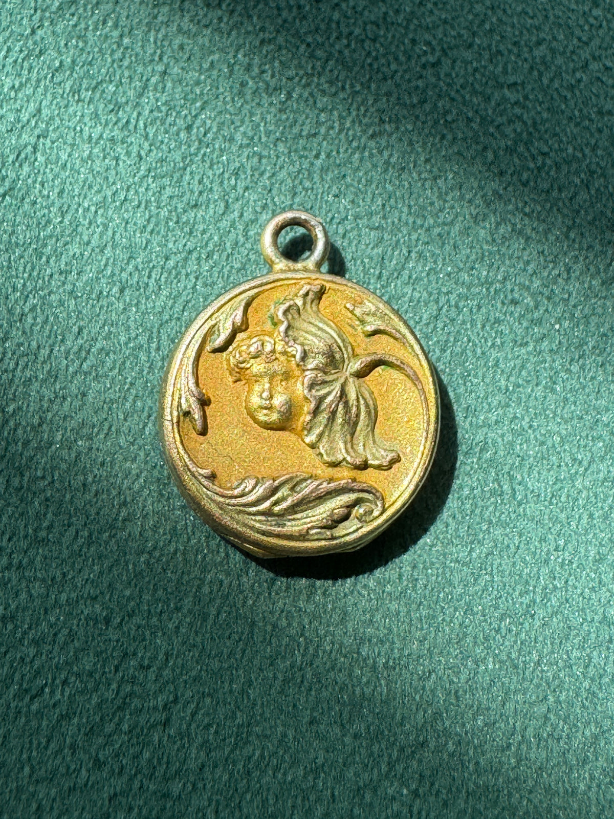 Vintage Early 1900s Art Nouveau Gold Filled Locket Flower Face Original Photo