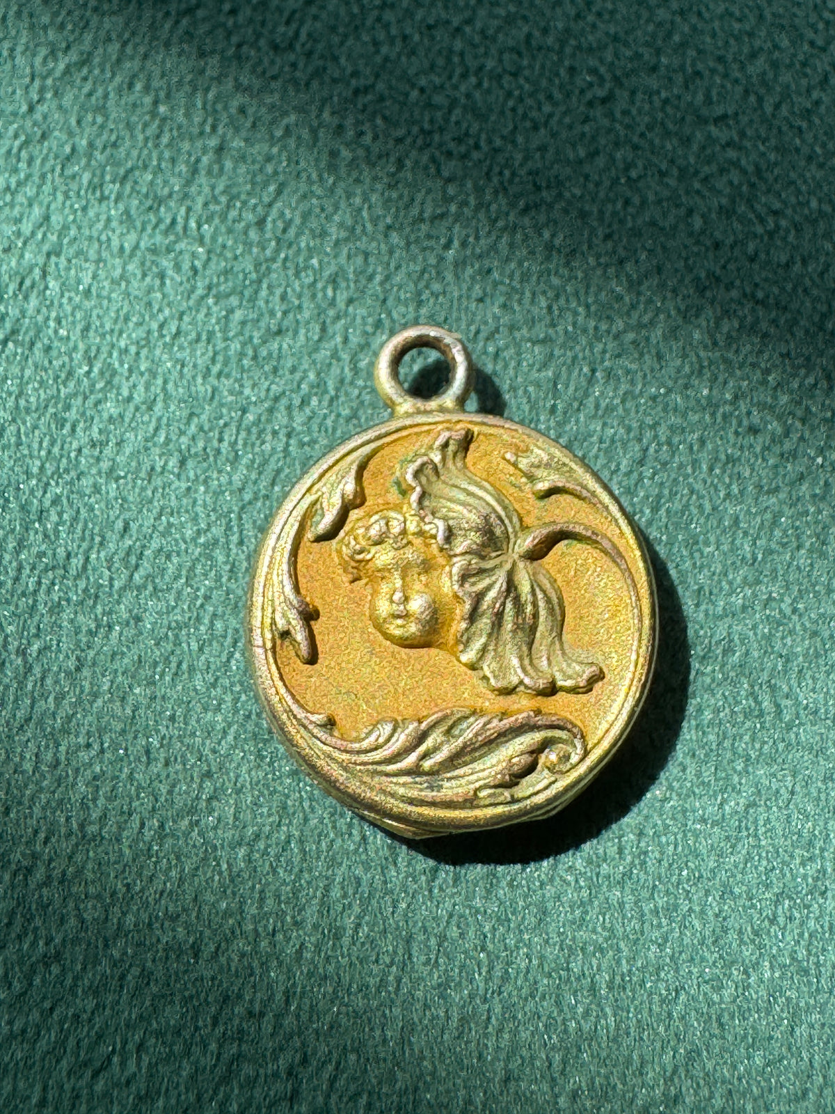 Vintage Early 1900s Art Nouveau Gold Filled Locket Flower Face Original Photo