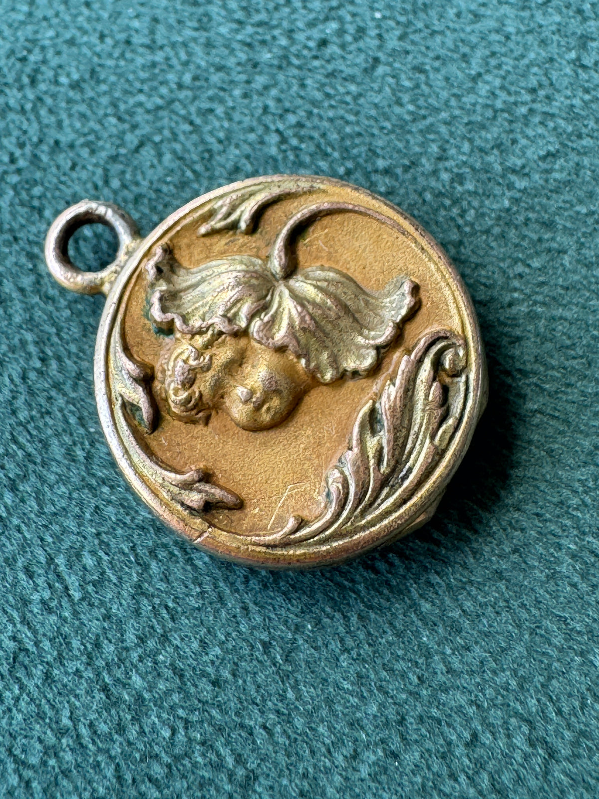 Vintage Early 1900s Art Nouveau Gold Filled Locket Flower Face Original Photo