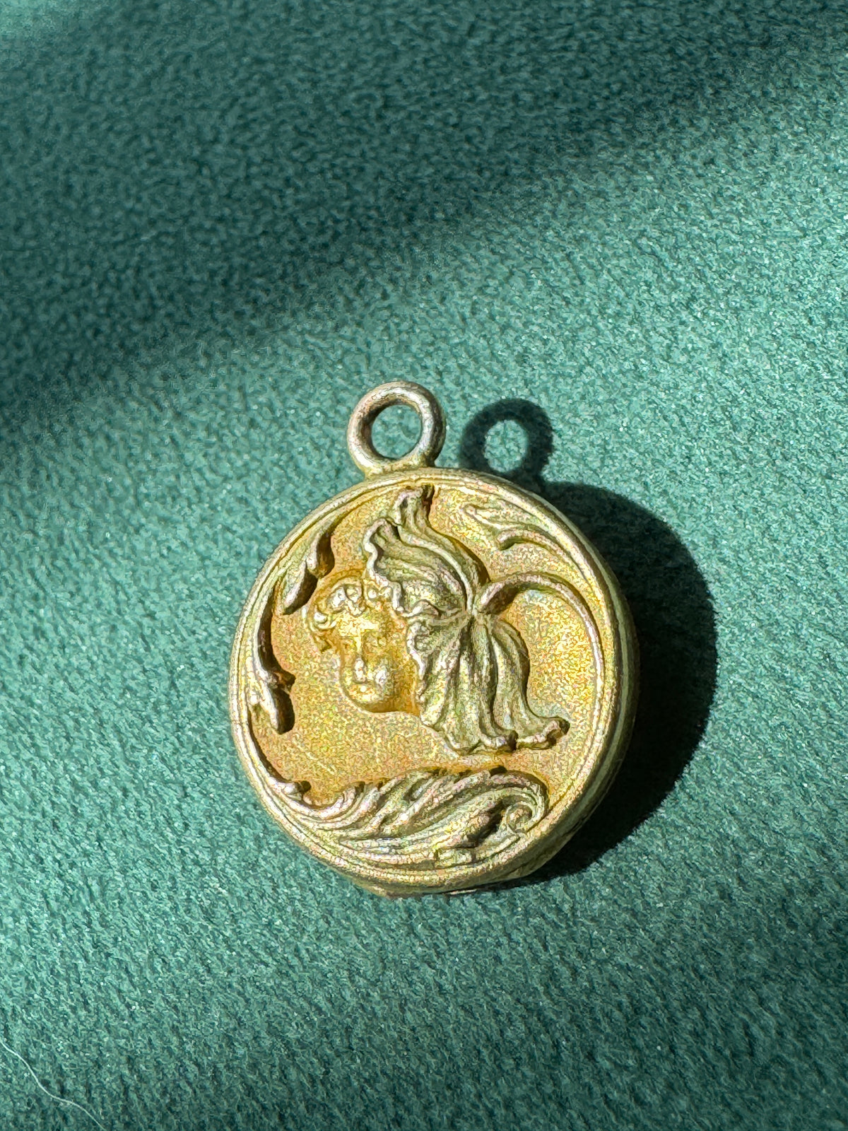 Vintage Early 1900s Art Nouveau Gold Filled Locket Flower Face Original Photo