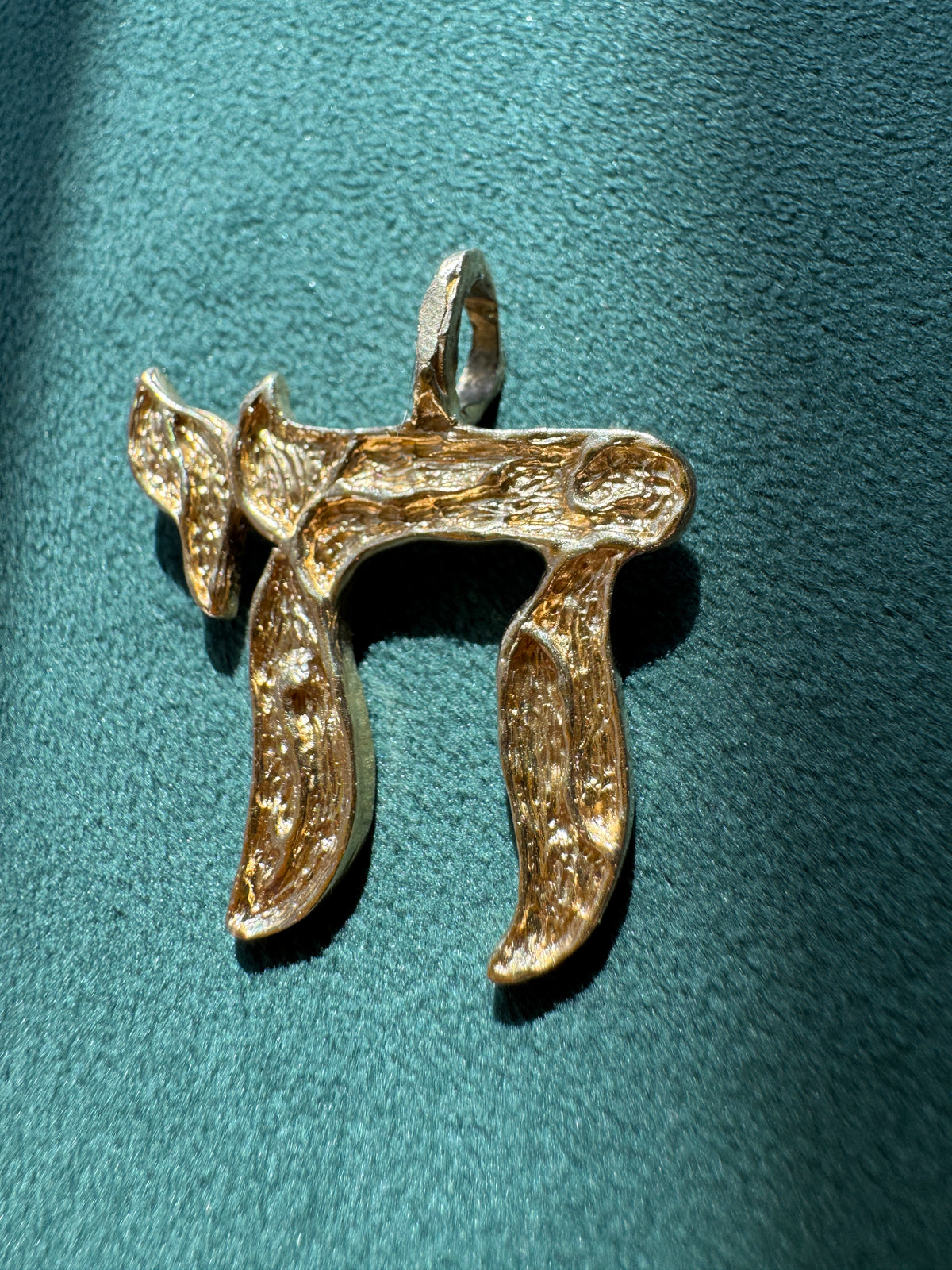 Vintage 14K Gold Chai Pendant Bold Textured Wood Grain Finish Life Never Looked This Rugged